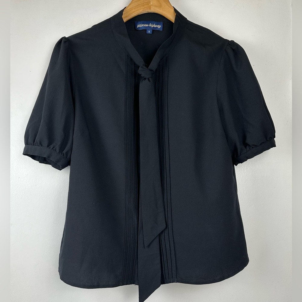Princess Highway Button Up Pintuck Blouse Front Tie Size 8 Puff Shoulder/Sleeve